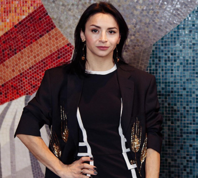 Буде палати: Гвоздьова у кроптопі та легінсах показала вправи для ідеальної дупці. ВІДЕО