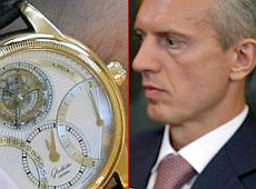 Хорошковський показав годинник за $100 тисяч