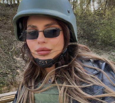 Відчуваєш їх рівень крутості: Заріцька дала концерт для ППО і постріляла на полігоні