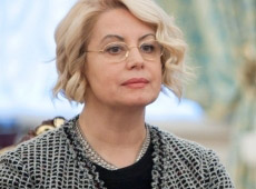 Герман накрутила кокетливі кучері для Януковича?