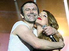 Кароль помолилася з сином та заспівала з Вакарчуком