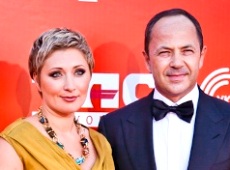 На відкритті фестивалю Тігіпко нагородили Кустуріцу 