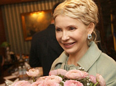 Стиліст: Тимошенко використовує нову зачіску як приманку