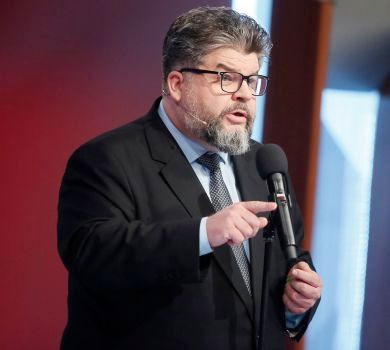 Яременко вибачився за листування зі шльондрою перед дружиною та Зеленським