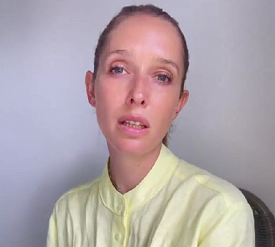 Осадча показала фото себе в перший день війни та згадала, як виїжджала з-під Києва