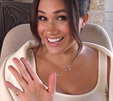 Тост за герцогиню! Меган Маркл у свій день народження показалася за англійським чаюванням