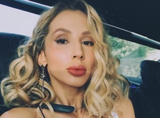 Повалій у квітках, Лобода у шкіряних трусах і Лорак у білому злетілися в Сочі. ФОТО