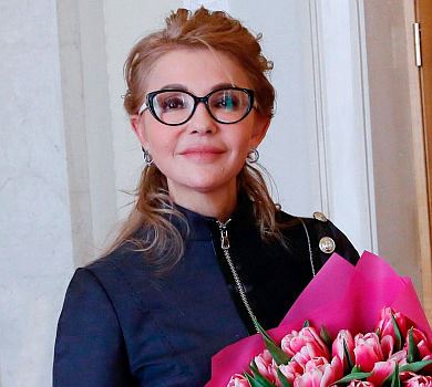 Тимошенко з донькою та онукою влаштувала собі культурний вечір