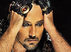 Коляденку допомагають знайти коханку колеги по цеху