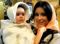 В інтернет потрапили нові фото дочки Лорак 