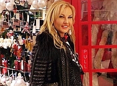 Камалія показала британцям, як робити різдвяний шопінг