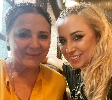 Найніжніша ніжність: Матвієнко зворушила ФОТО донечки з бабусею