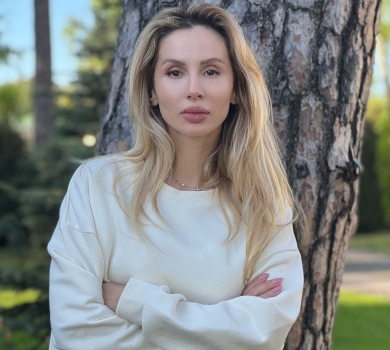 Плакали та молилися: Лобода розповіла про порятунок своєї бабусі з Ірпеня