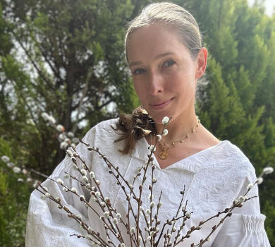 Осадча з молодшими синами показала великодню ідилію. ФОТО