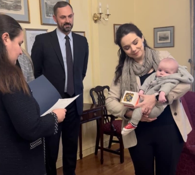 Стали ближчими до дому і до Перемоги: дружина Сенцова повідомила, що їхній син отримав українське громадянство