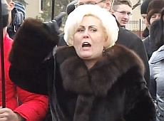 Мер Неля Штепа дала відсіч відморозкам Майдану. ВІДЕО