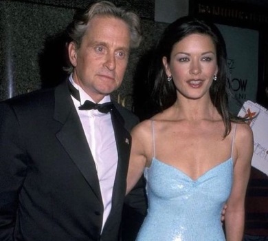 Наш день народження: Кетрін Зета-Джонс замилувала святковим селфі з Дугласом