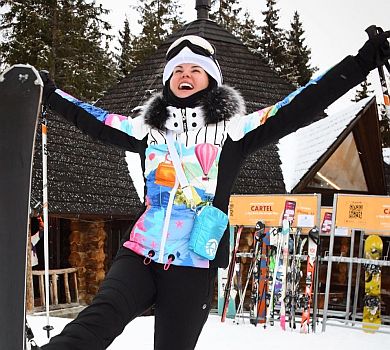 Карпати замість Альп: Камалія, Сумська та Ющенки покаталися на лижах у Буковелі