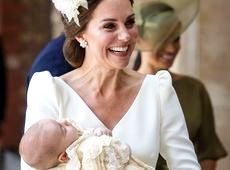 У Британії похрестили 2-місячного принца Луї. ФОТО. ВІДЕО