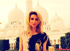 Лобода в ОАЕ приміряла хіджаб і розслабилася на пляжі