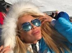 Зіркові канікули: екс-Кульбаба вивернулася гола в горах, а Джеджула помацав хвіст