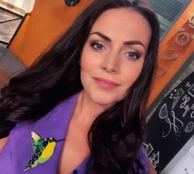 Почути голос хоч на хвилинку видається розкішшю: Зорій розповіла, як це - бути дружиною міністра оборони у воєнний час