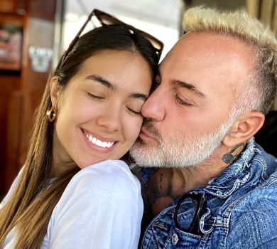 У піджаку та шортах із коноплями: Джанлукка Ваккі відрепетирував весілля з вагітною нареченою