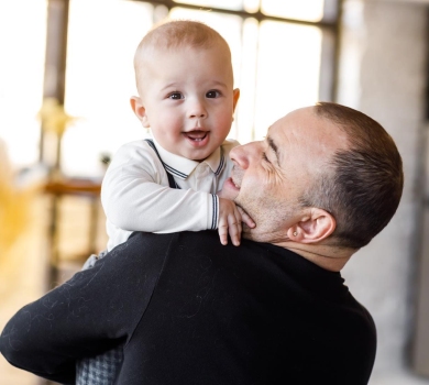 Мішеньці 10 місяців: дружина Павліка показала їхнього сина, який не любить ладушкі. ФОТО 