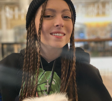 Дочка Полякової похвалилася сюрпризом від хлопця та показала, чим вона його за*бала