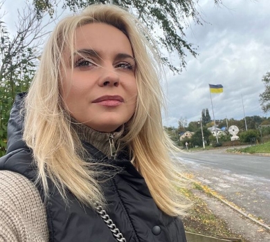 Ребрик ніжним селфі показала, що повертає її до життя