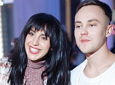 Джамала у міні-шортах та кохана Лещенка засвітилася на 2-му дні Тижня моди