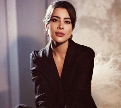 Він у максимальній небезпеці: Раміна зі сльозами розповіла про нареченого на війні