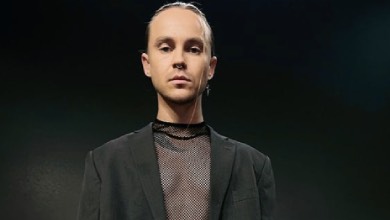 Не твоя війна: Пивоваров представив акустичний уривок із нової пісні. ВІДЕО