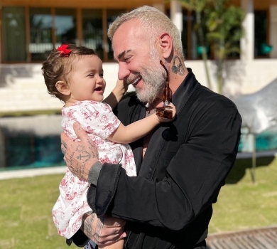 Наймиліша гантелька: Джанлука Ваккі показав свій воркаут із 1-річною донькою. ВІДЕО