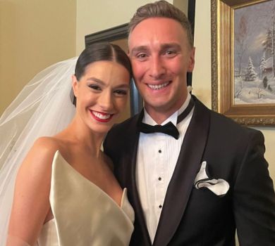 Сльози нареченого, вінчання та пристрасні танці: Макацарія відгуляв весілля у Тбілісі. ФОТО