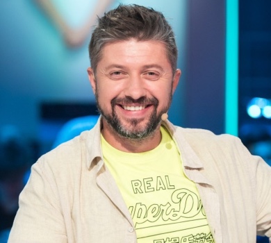 Актор Дизель Шоу Бережок замилував фото із новонародженою донькою та розсекретив її ім’я