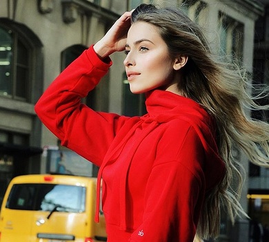 Онука Ротару розказала, чому переїхала до Нью-Йорка, та як працює над фігурою