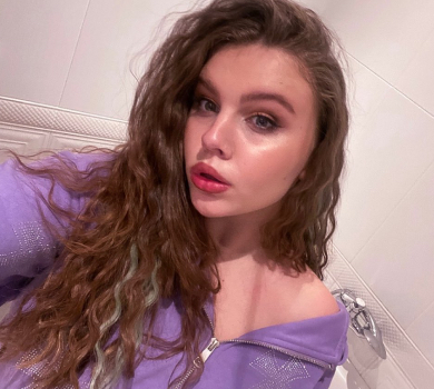 Дочка Фреймут в яскравому боді уявила себе героїнею фільму Тарантіно. ФОТО