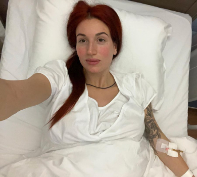 Вагітна снайперка Емеральд показалася в лікарні та повідомила, скільки кіло набрала