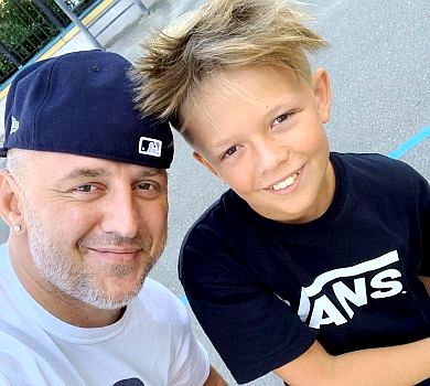 Вінішко і напівголі тьоті: мережу збурили провокаційні фото 10-річного сина Потапа та Горової