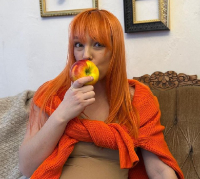 Маленький острівок сили: вагітна Тарабарова позаймалася йогою. ВІДЕО