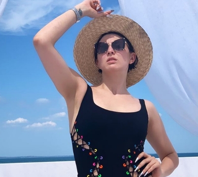 MARUV з подружками в Одесі влаштували TikTok-танці в купальниках 