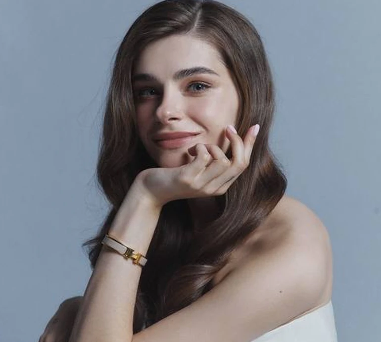 Ладно, розповім!: дружина Остапчука про пікантну річ, яку він їй забороняє