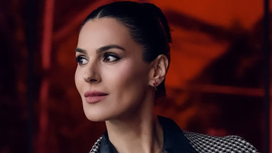 Єфросиніна у свій день народження з букетом від сина подякувала ЗСУ та кармі