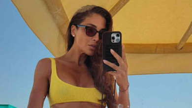 Дімопулос показала рідкісне фото з обома дітьми та сестрою