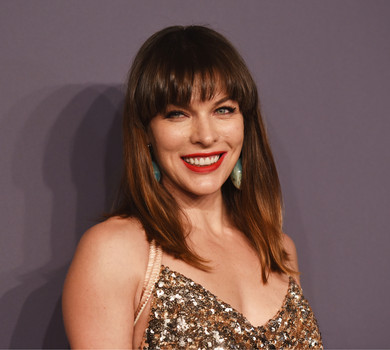 Перший шлюб у 16 років, роман із Бессоном та любов до бойових мистецтв: 10 цікавих фактів про Міллу Йовович