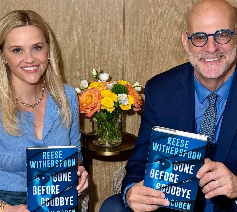 Різ Візерспун рознесли в мережі через дебютну книгу з російською Рубльовкою та олігархами