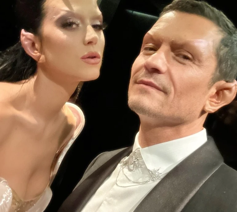 Рогата Кеті та вухань Орландо: Перрі з Блумом спантеличили перетворенням