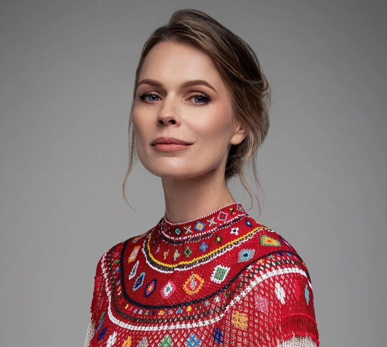 Майбутній інноватор: старша донька Фреймут показала рідкісне фото 8-річного брата