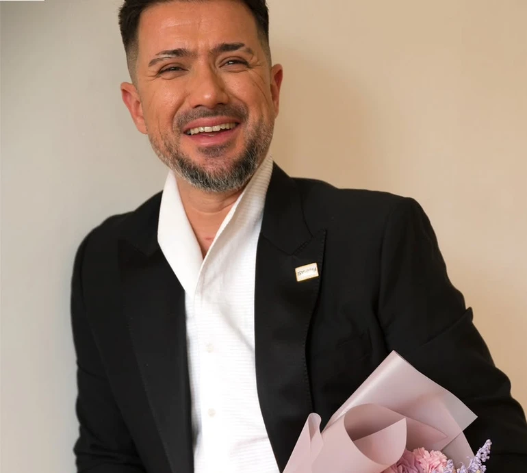 Моя принцеса: Налкакіоглу з нагоди 14-річчя дочки від Лорак замилував їхніми спільними спогадами. Відео